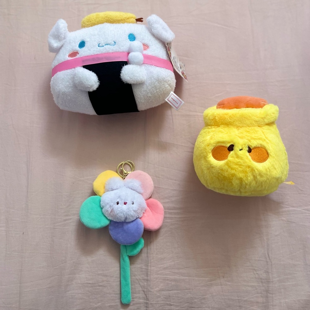 Kawaii plushies bundle